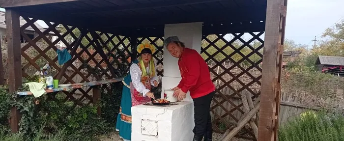 f8bca247-be80-40a3-bcbc-91bd81a227f0