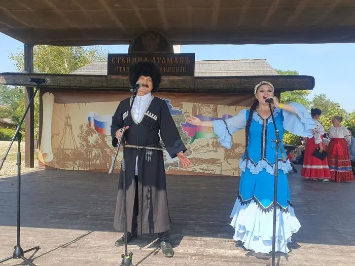 8c90f313-4c0e-41ef-a7c3-ed647d58d02c