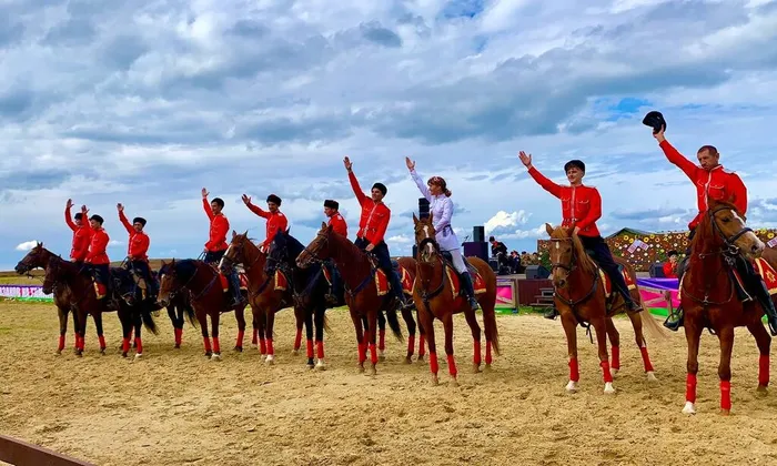 e1c17155-dd28-48cf-b140-6b8eaa3e9949